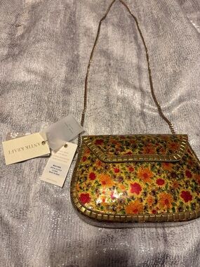 Antik Kraft Gold Metal, Crossbody, Floral with Gold Chain Strap